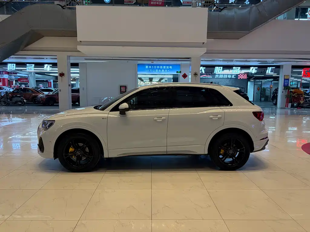Audi Q3 2022 45 TFSI quattro Fashion