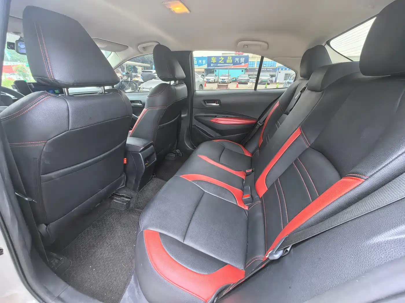 Toyota Corolla id 4654487 из Китая 13