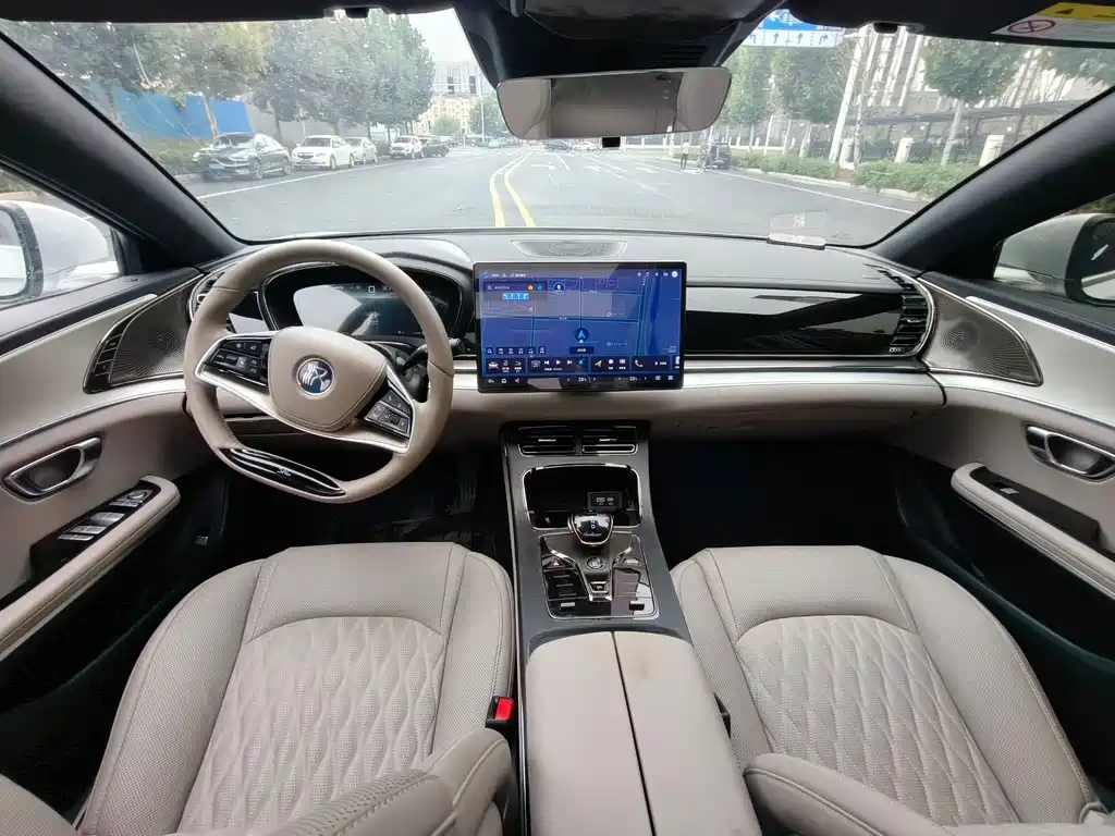 BYD Han — миниатюра 6