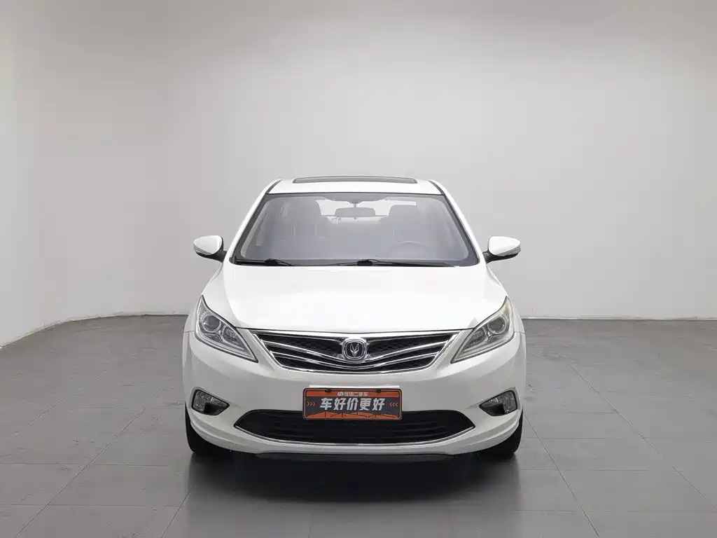 Changan Eado — миниатюра 3