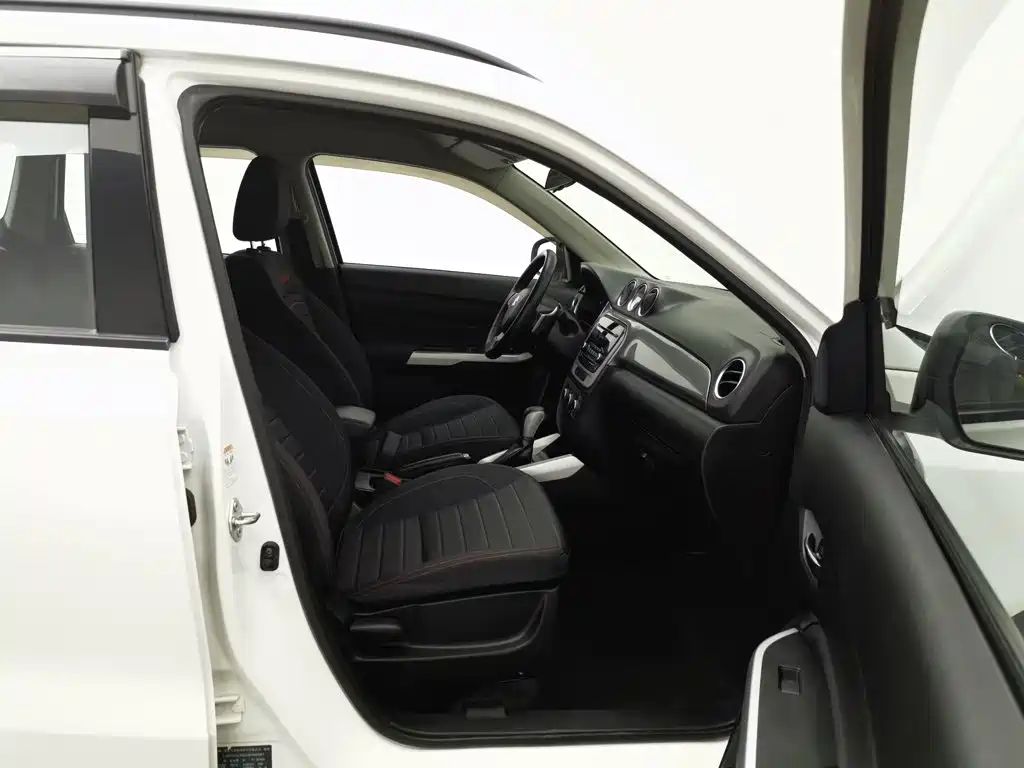 Suzuki Vitara — миниатюра 23