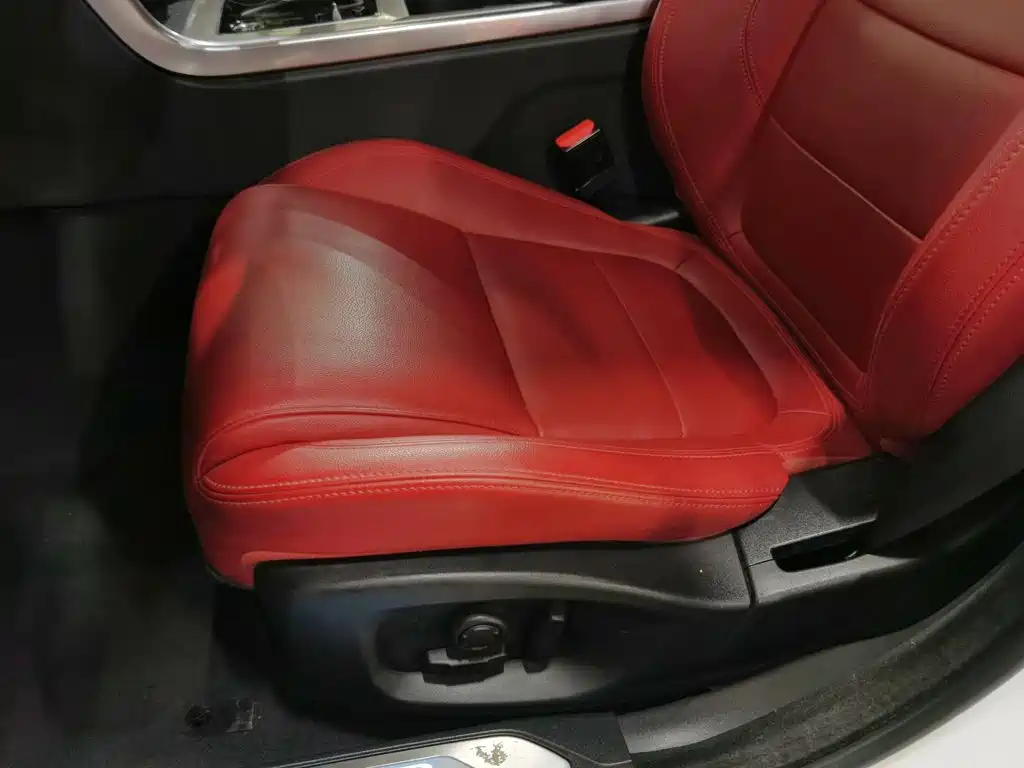 Jaguar XEL — миниатюра 20