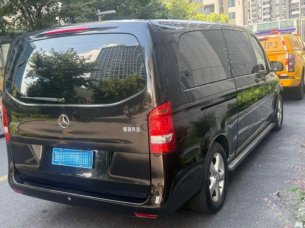 Mercedes-Benz Vito — миниатюра 4