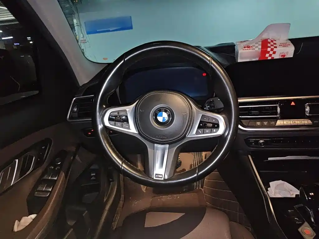 BMW 3 Series — миниатюра 6
