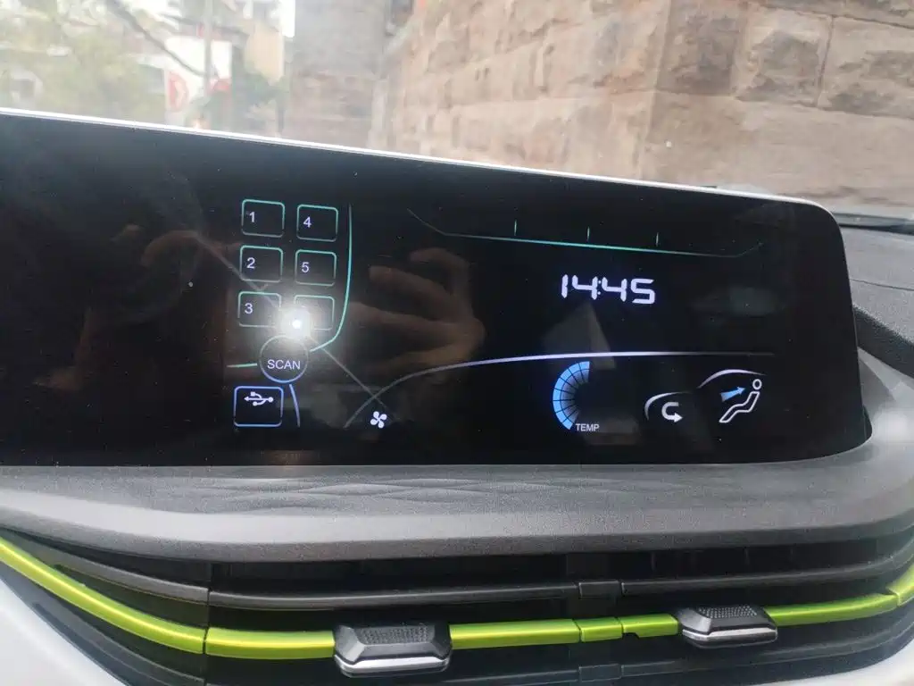Changan Benben E-Star — миниатюра 20