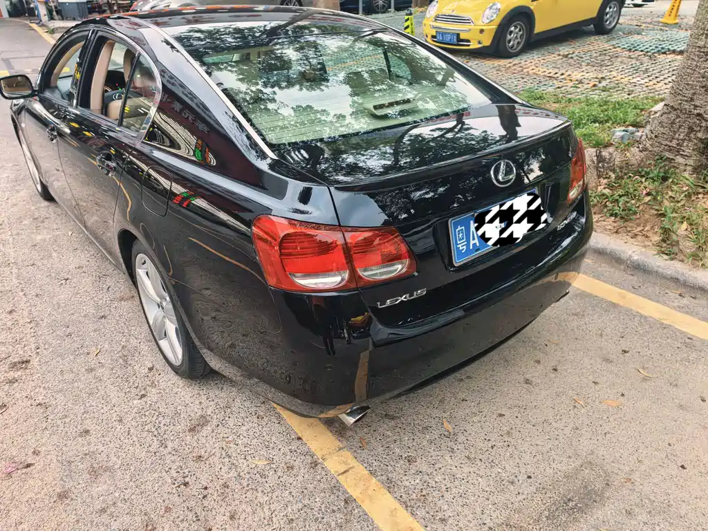 Lexus GS — миниатюра 8