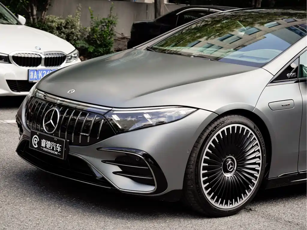 Mercedes-Benz EQS AMG — миниатюра 8