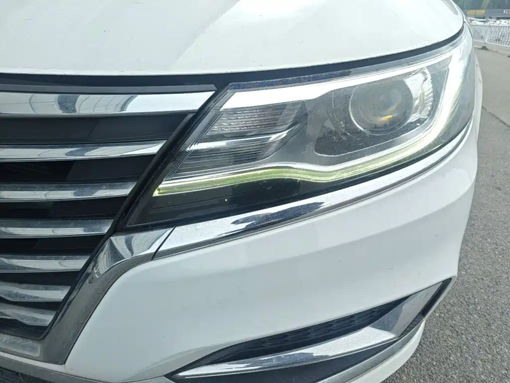 Roewe i6 New Energy — миниатюра 24