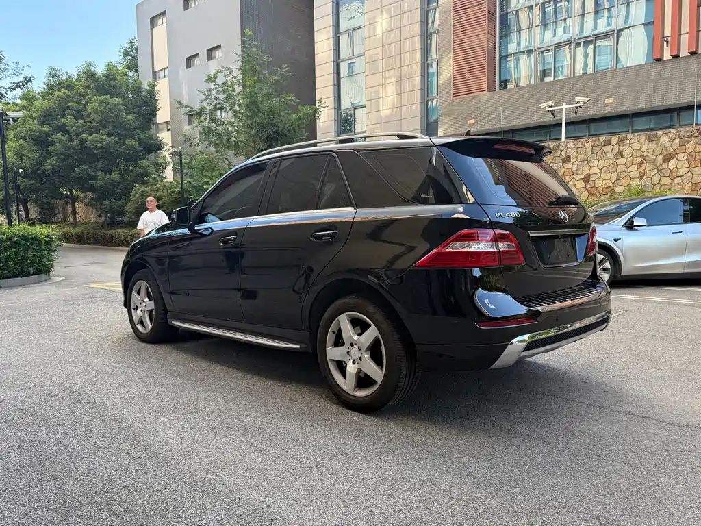 Mercedes-Benz M-Class — миниатюра 9