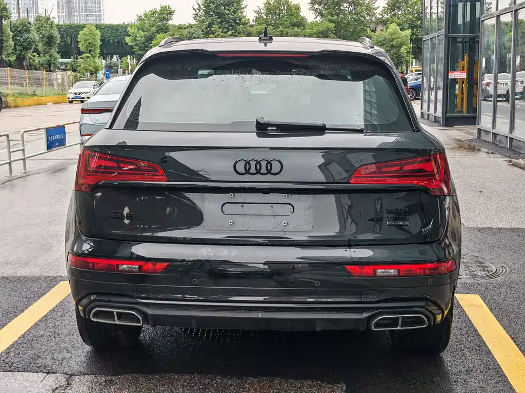 Audi Q5L 2025 45 TFSI Luxury