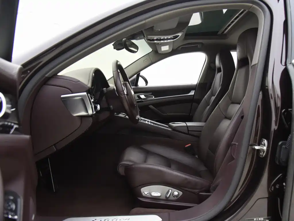 Porsche Panamera — миниатюра 8