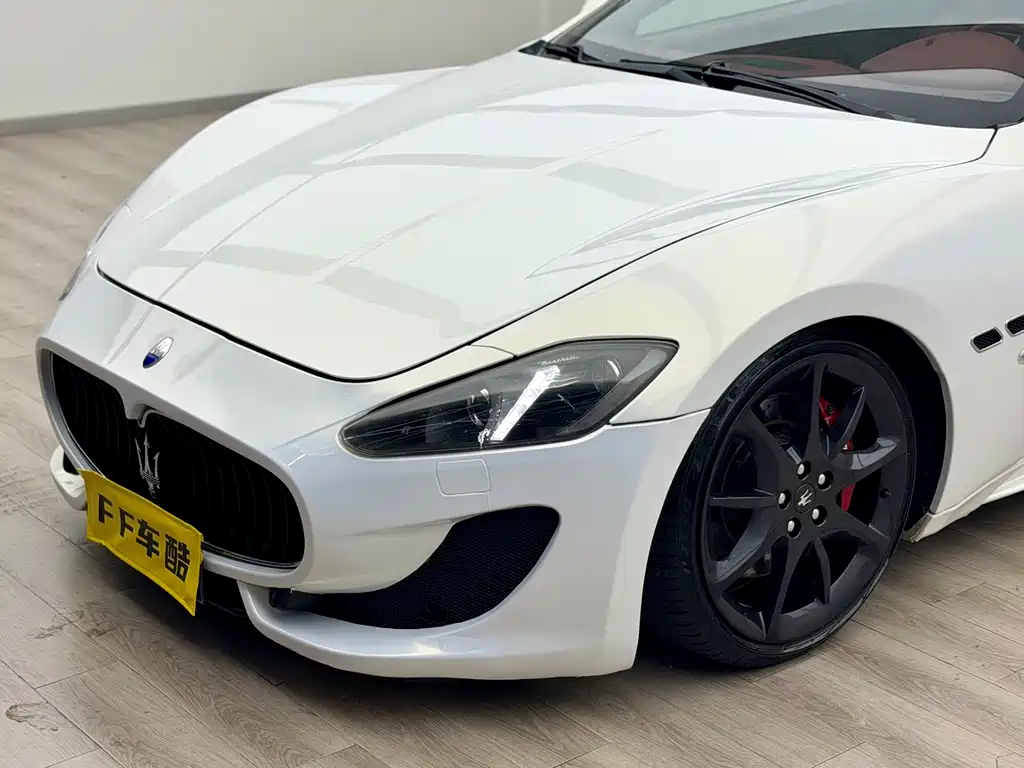 Maserati GranTurismo 2013 4.7L Sport Automatic