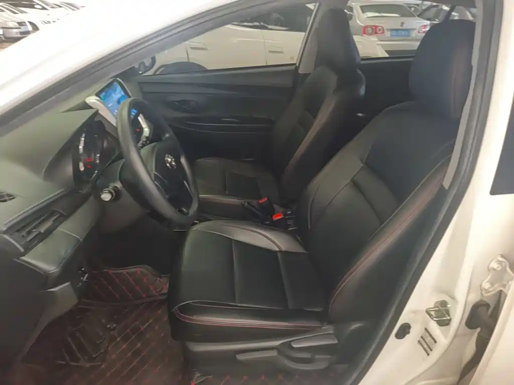 Toyota Vios FS — миниатюра 15