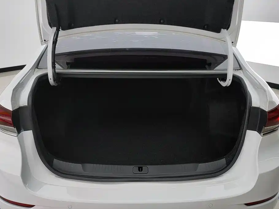 Buick Excelle — миниатюра 4