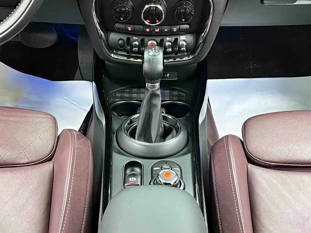 MINI Mini Clubman — миниатюра 22