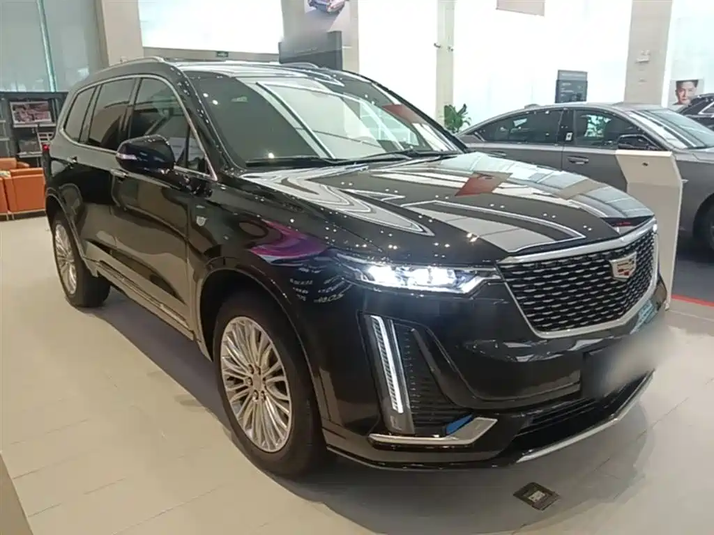Cadillac XT6 2025 2.0T мест Luxury Executive