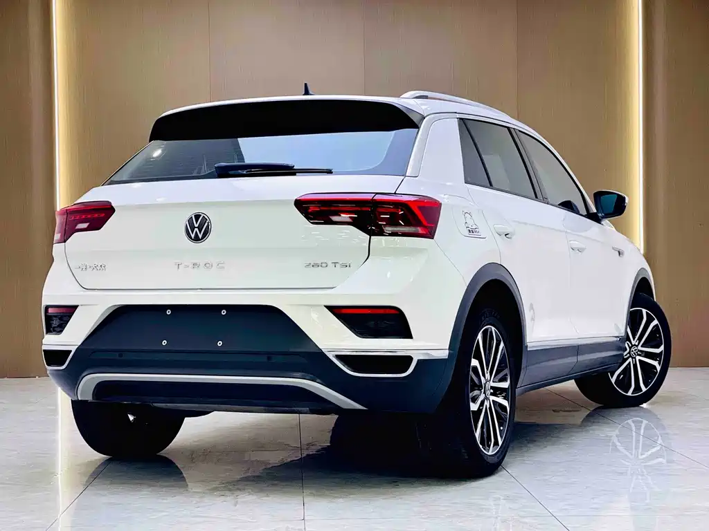 Volkswagen T-Roc — миниатюра 3