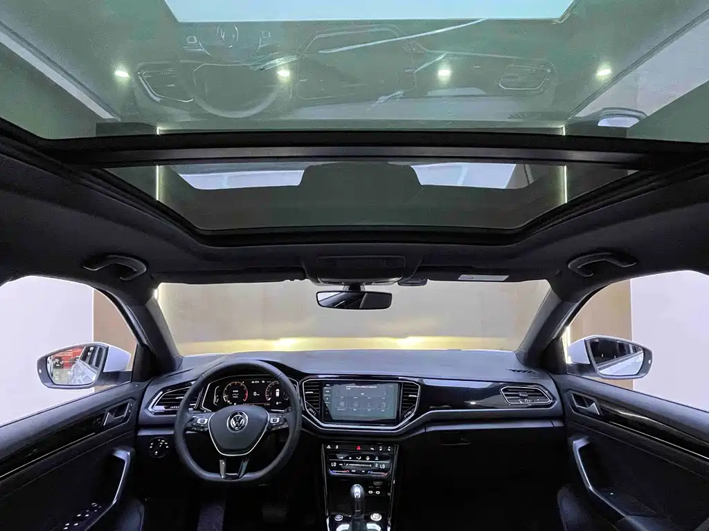 Volkswagen T-Roc — миниатюра 19