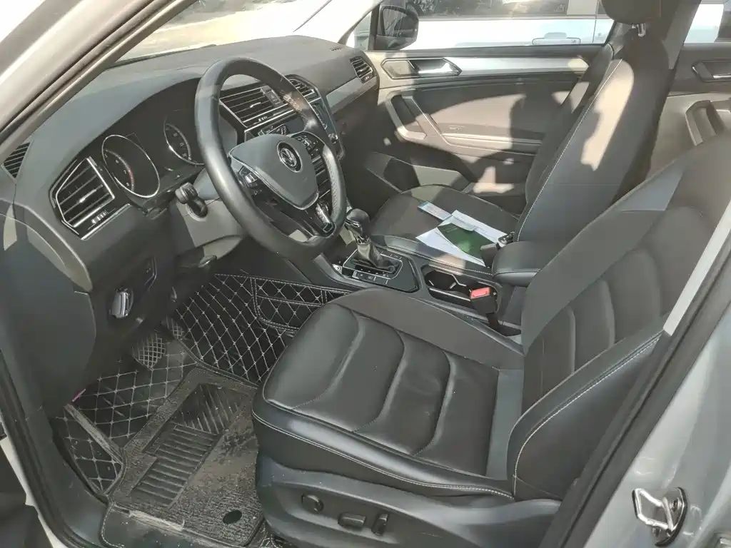 Volkswagen Tiguan L — миниатюра 6