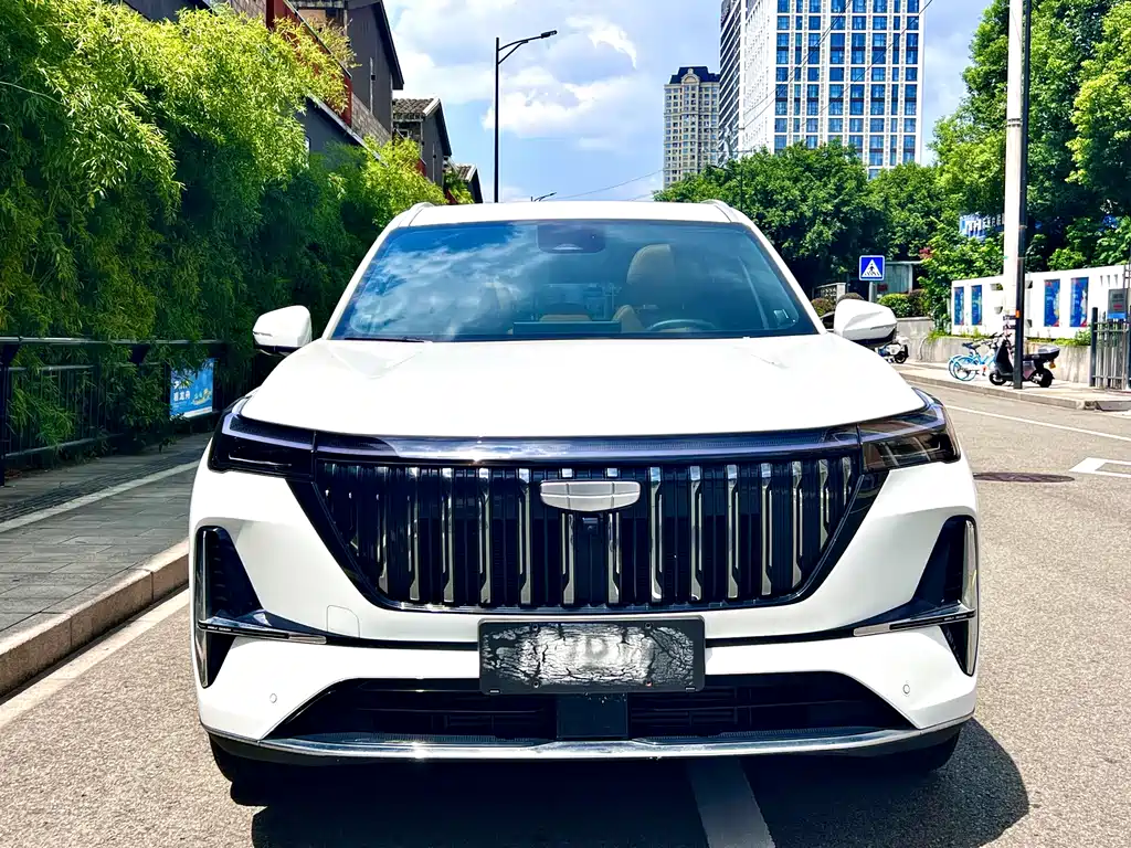 Geely Boyue L — миниатюра 3