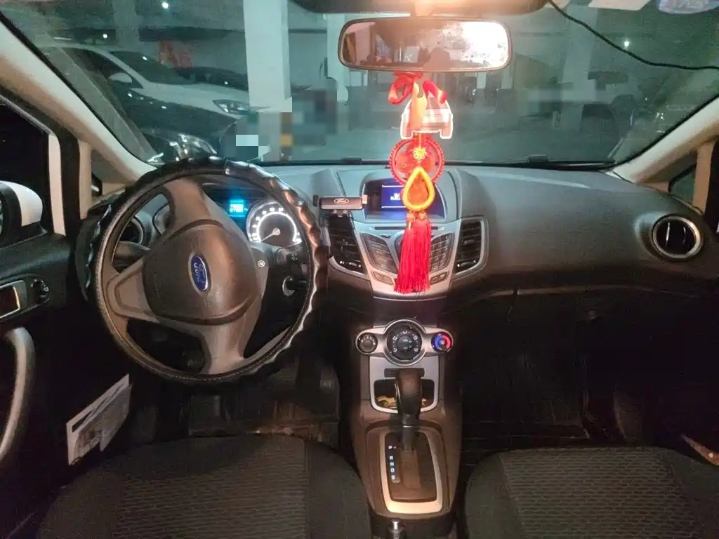 Ford Fiesta — миниатюра 13