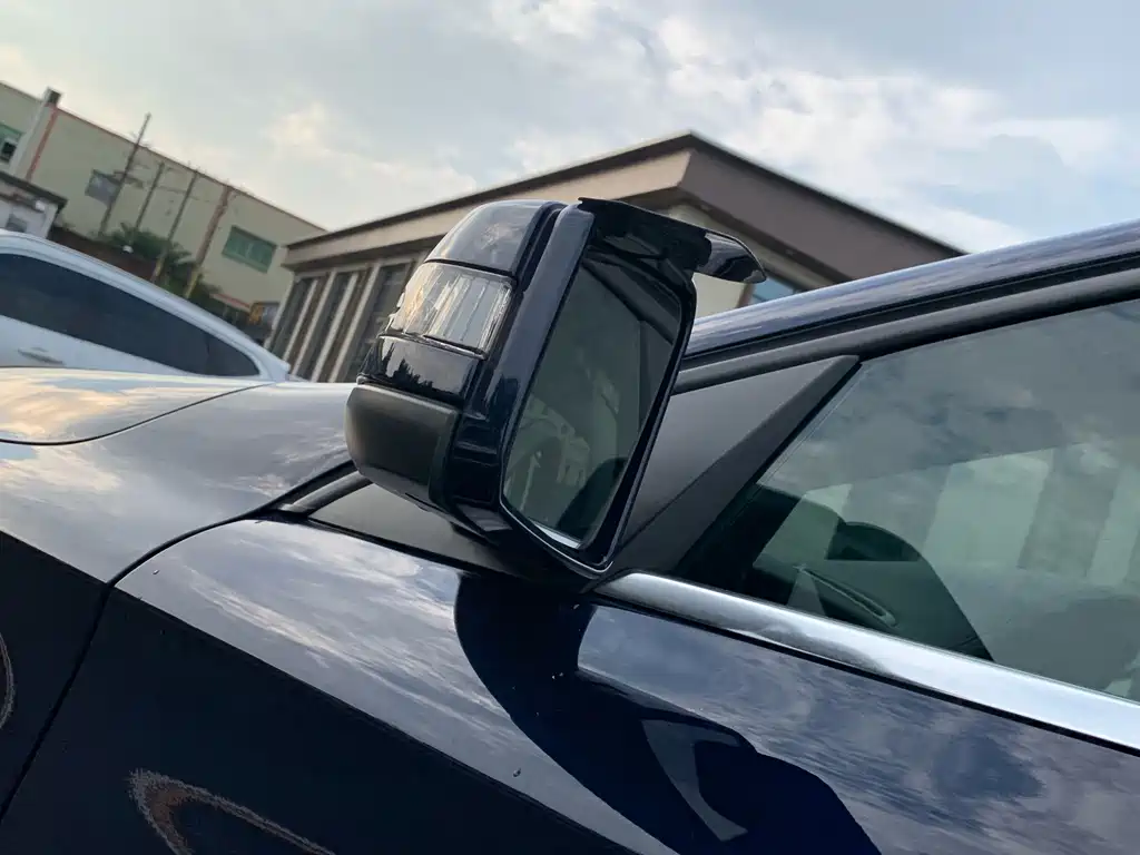 Mercedes-Benz GLA — миниатюра 8