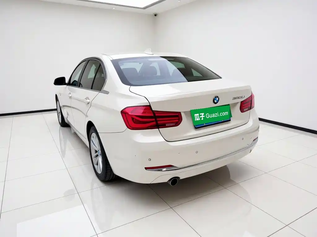 BMW 3 Series — миниатюра 25