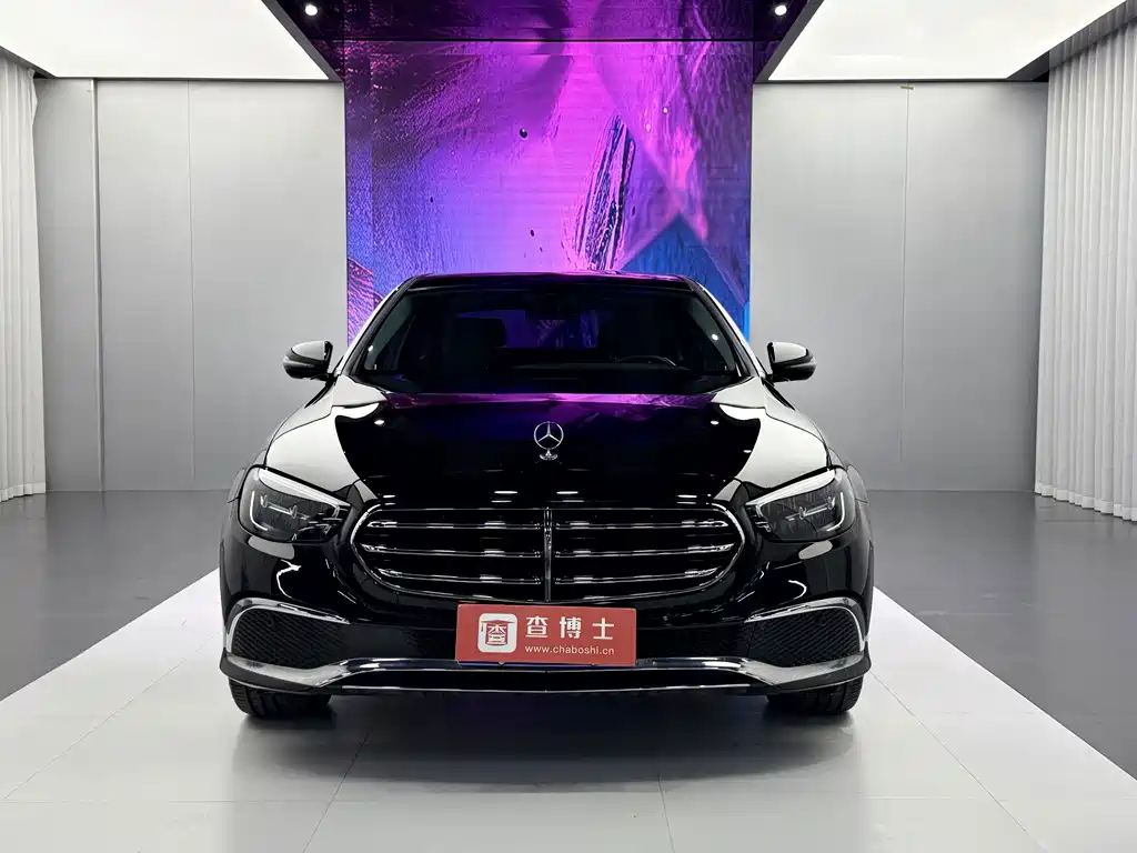 Mercedes-Benz E-Class — миниатюра 2