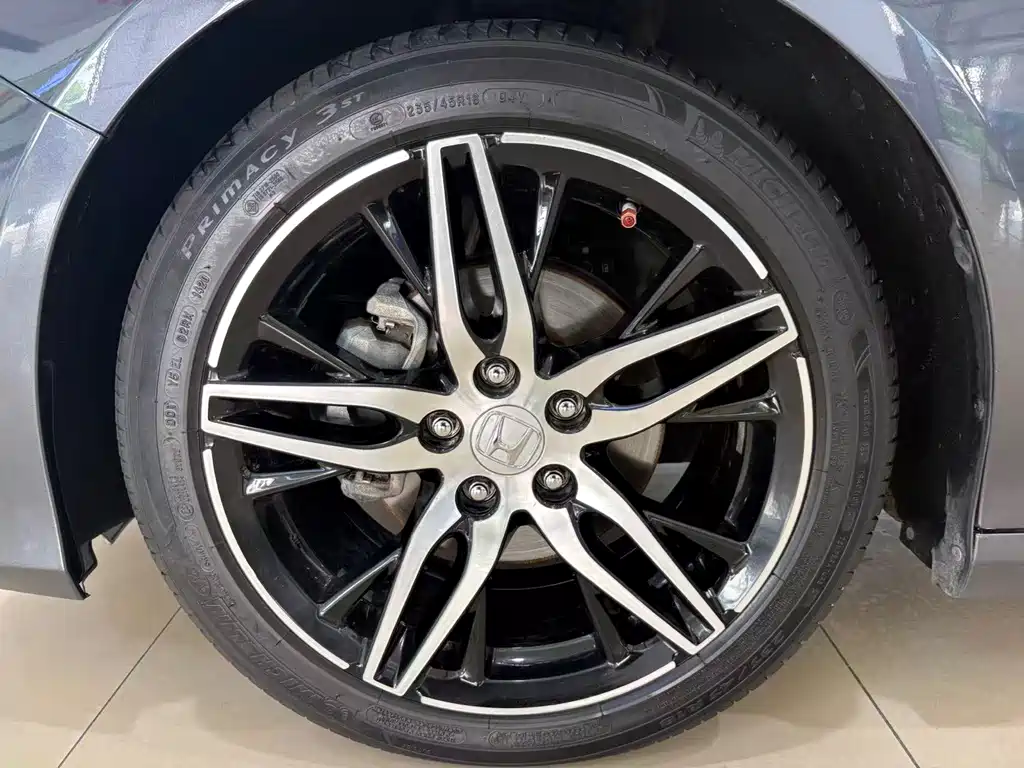 Honda Accord — миниатюра 16