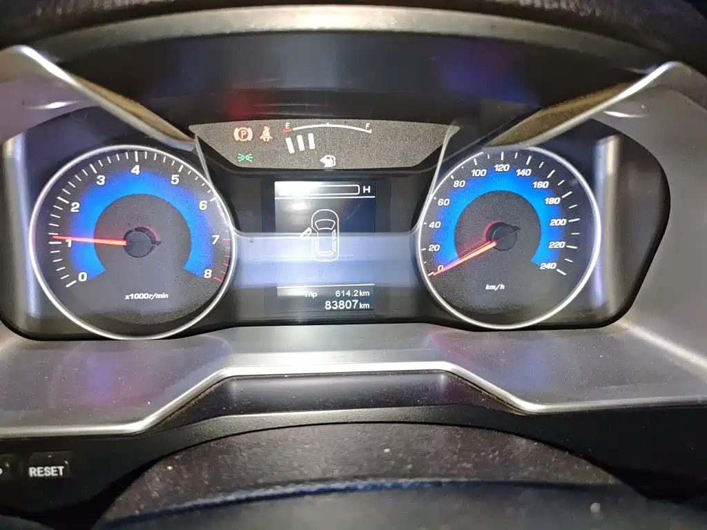 Geely Emgrand — миниатюра 7