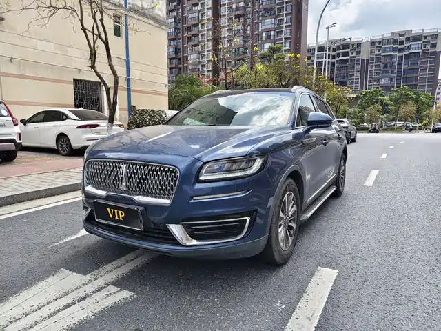 LINCOLN NAVIGATOR (IMPORT) 2019