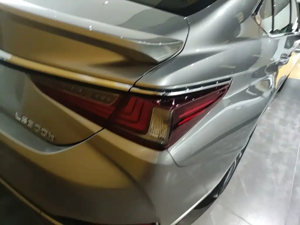 Lexus ES — миниатюра 8