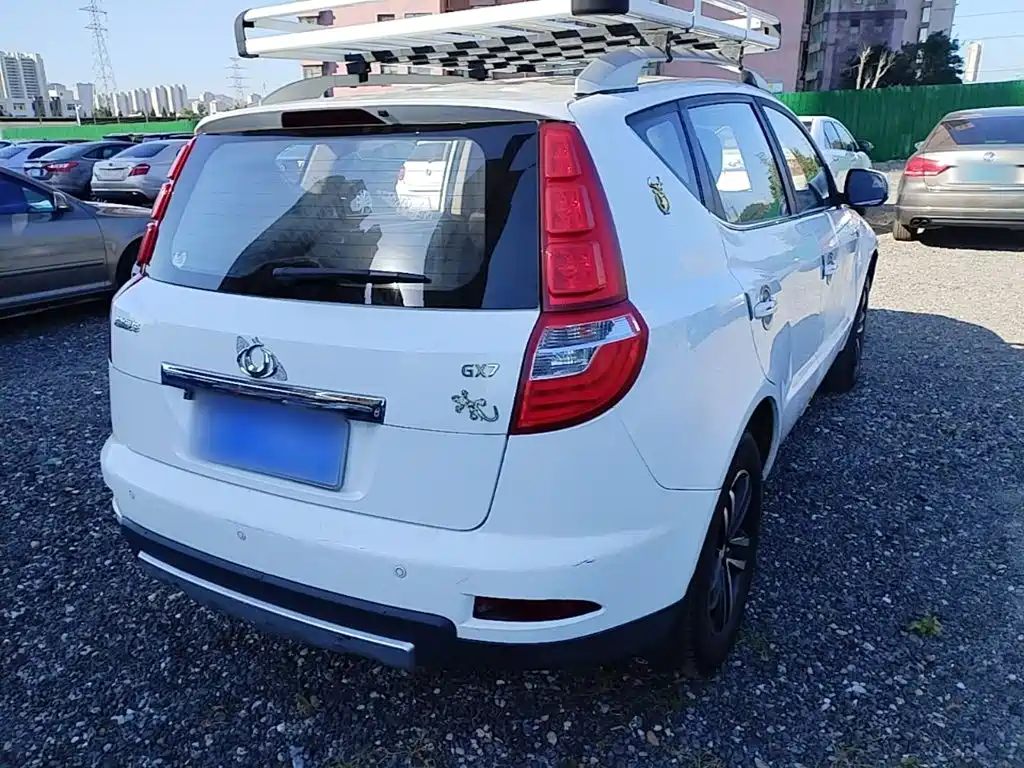 Geely GX7 — миниатюра 7