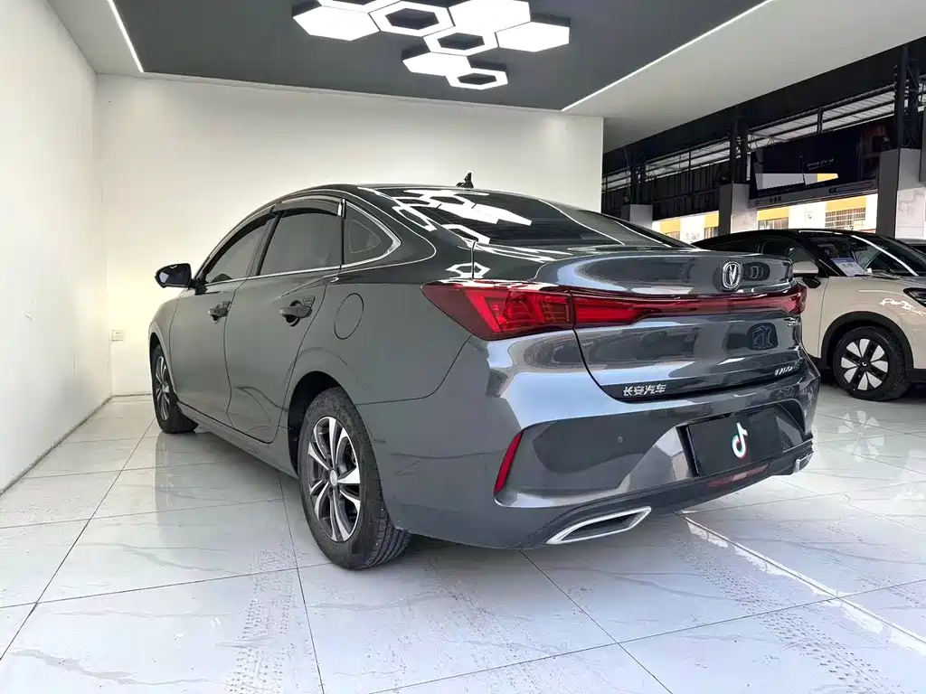 Changan Eado 2023 Enjoy PLUS NE 1.4T GDI DCT Luxury
