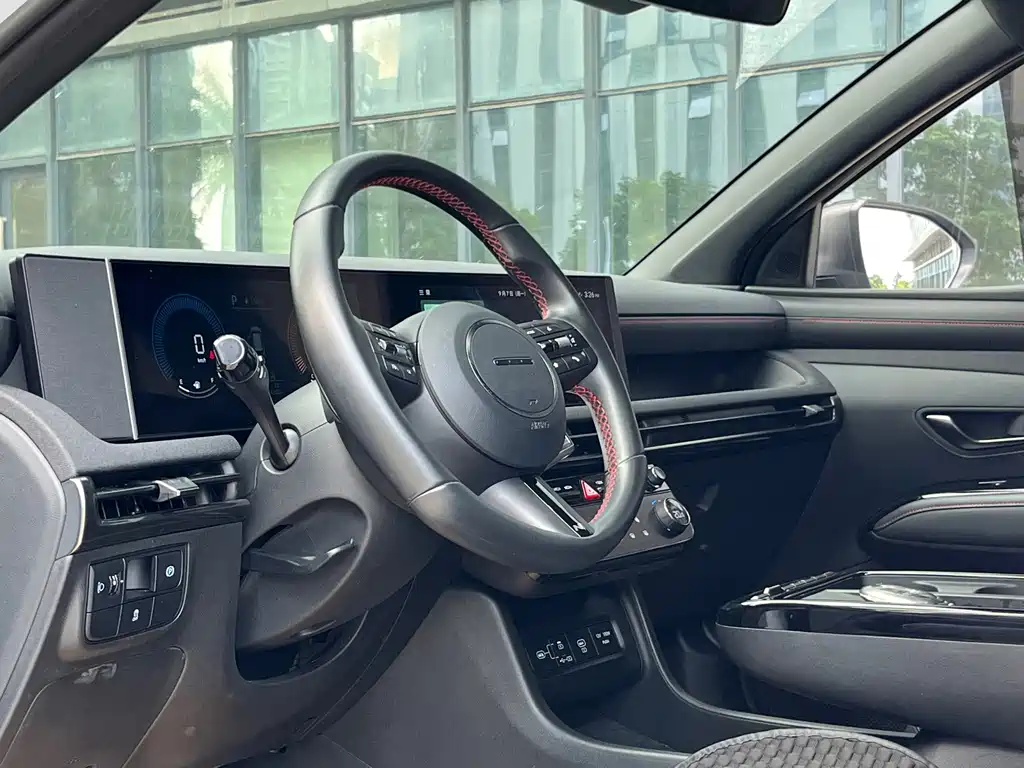 Hyundai Tucson — миниатюра 10