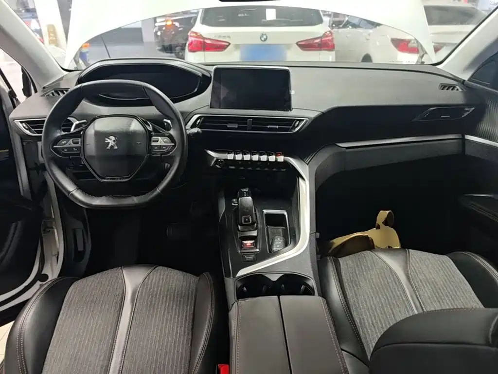 Peugeot 5008 — миниатюра 10