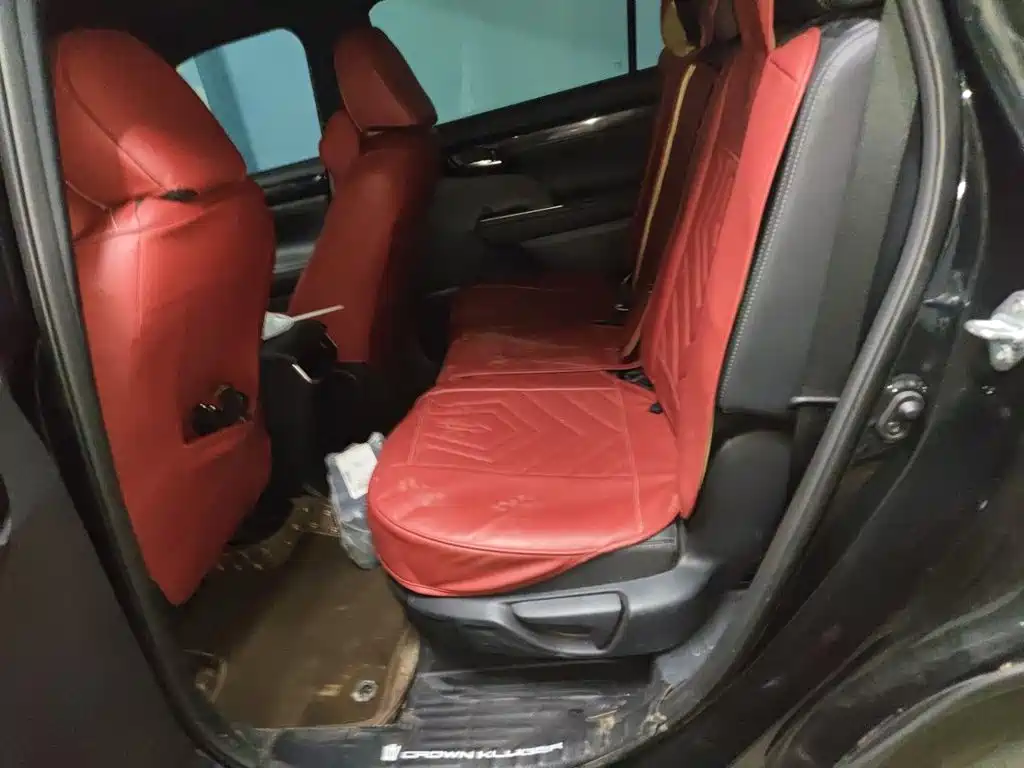 Toyota Crown Kluger — миниатюра 13