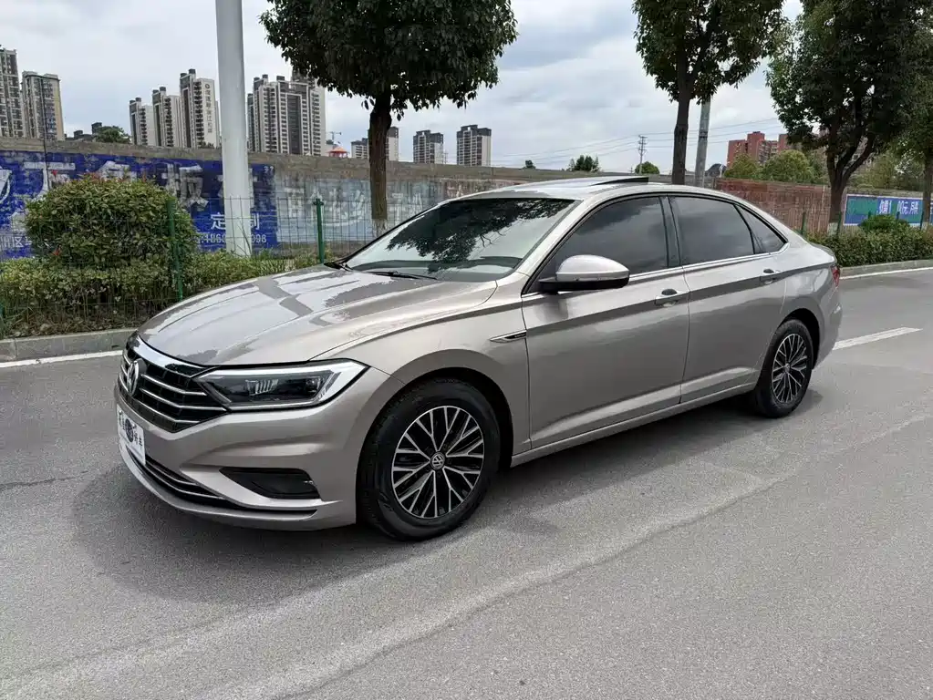 Volkswagen Sagitar