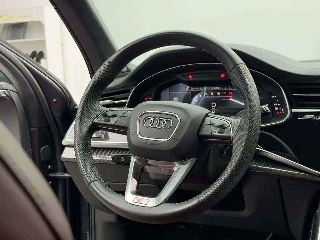 Audi SQ7 — фотографии объявления, Фото 15