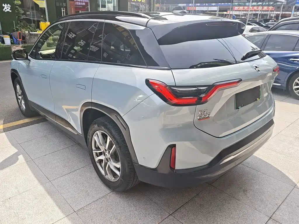 NIO ES6 — миниатюра 9
