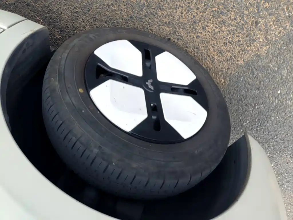 Wuling MINIEV — миниатюра 23