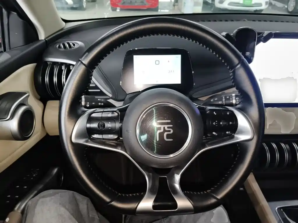 BYD Yuan Plus — миниатюра 11