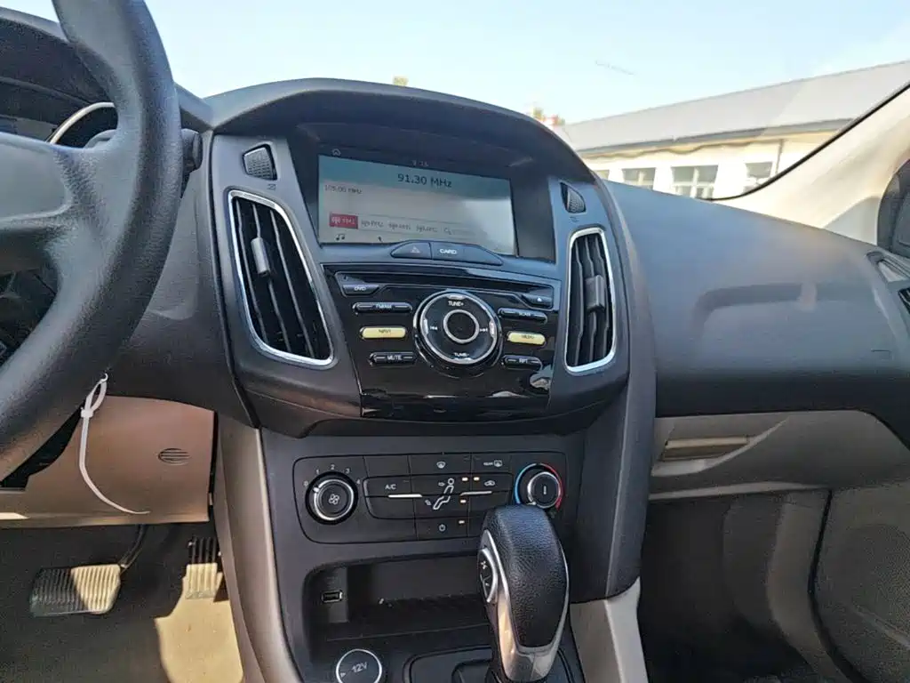 Ford Focus — миниатюра 13