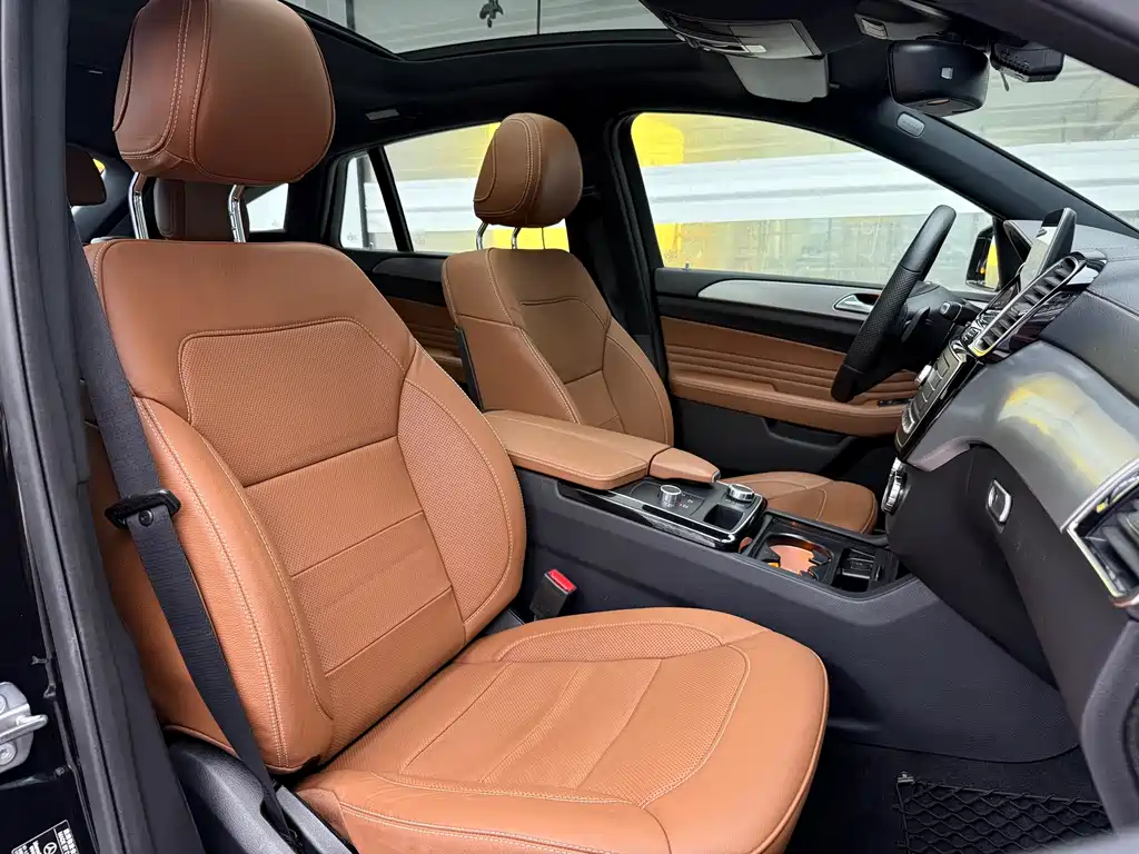 MERCEDES-BENZ GLE COUPE