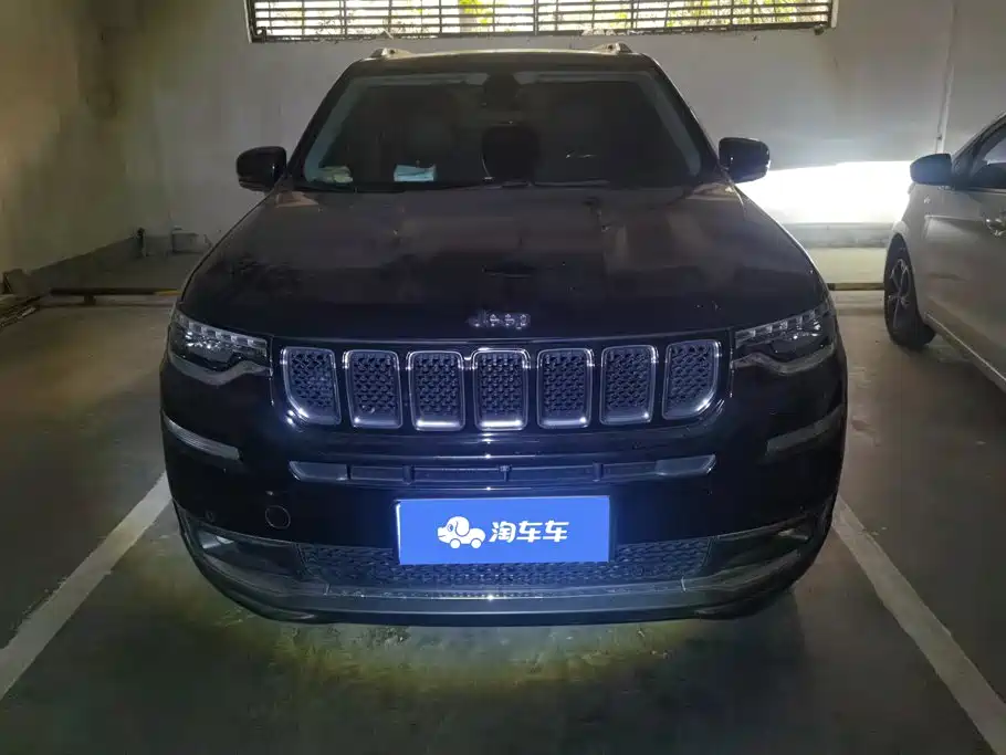 Jeep Commander — миниатюра 2