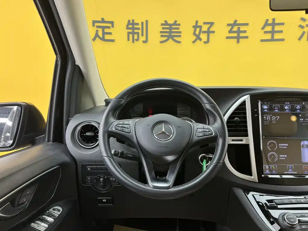 Mercedes-Benz Vito — миниатюра 14