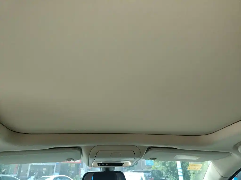 Cadillac XT5 — миниатюра 9