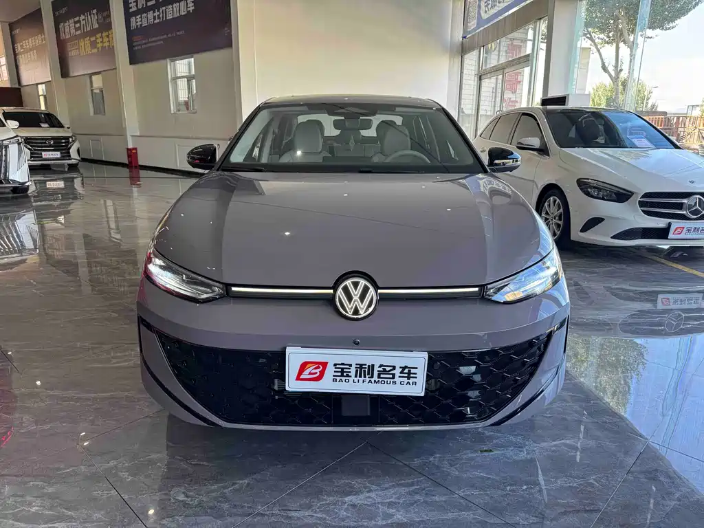 Volkswagen Lavida — миниатюра 8