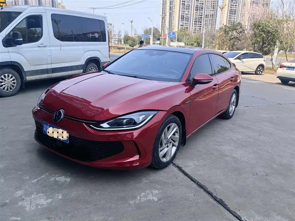 Купить Volkswagen Lamando