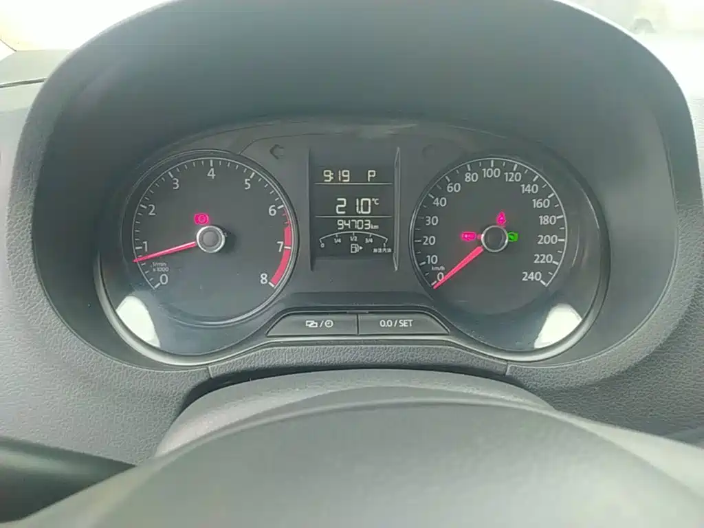 Volkswagen Polo — миниатюра 12